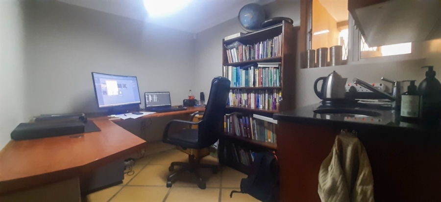 5 Bedroom Property for Sale in Cashan North West